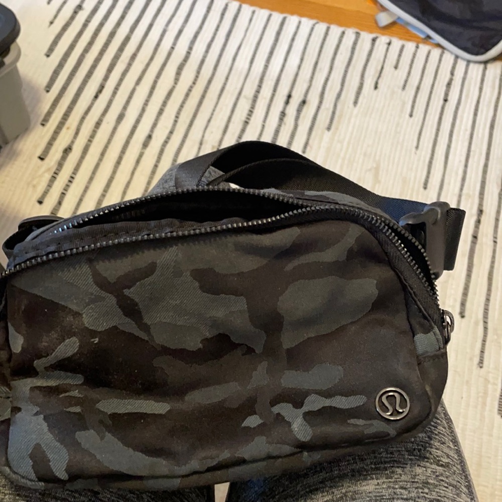 Lululemon camo everywhere belt bag
